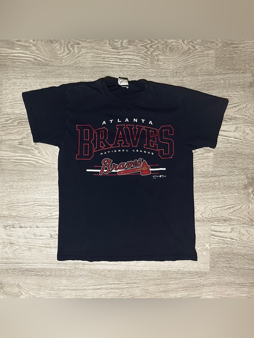 1999 Atlanta Braves MLB Baseball Men’s Vintage Graphic T-Shirt